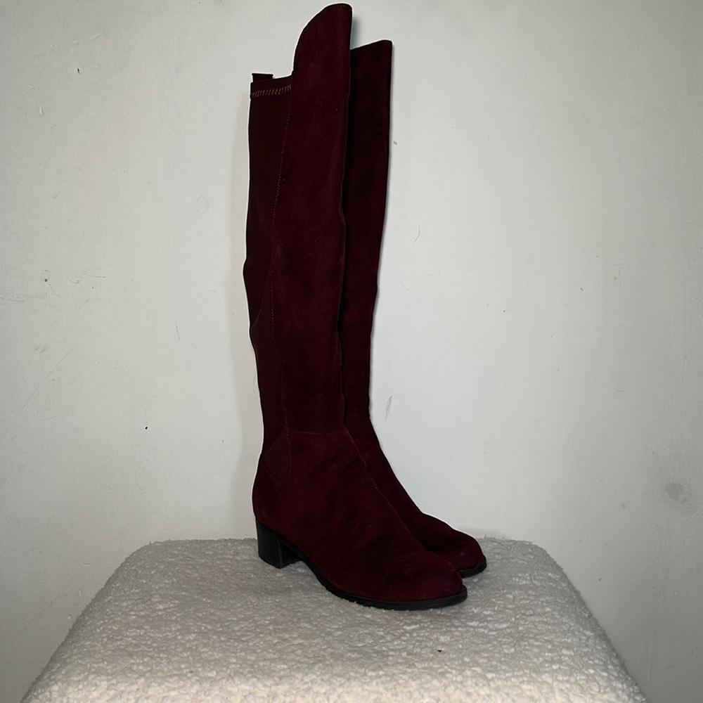 Unisa Size 6 1/2 Wine Knee High boots